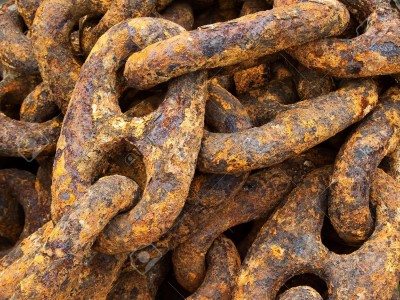 5446483-Rusty-and-Crusty-Old-Anchor-Chain-Stock-Photo-chains-rusting.jpg