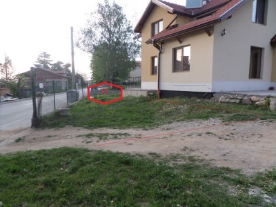 8762847i.jpg