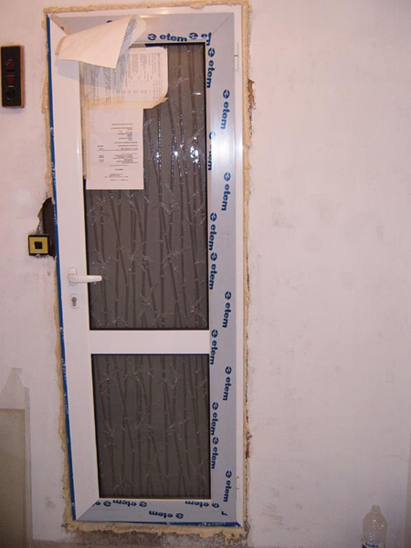 S3700012~.jpg
