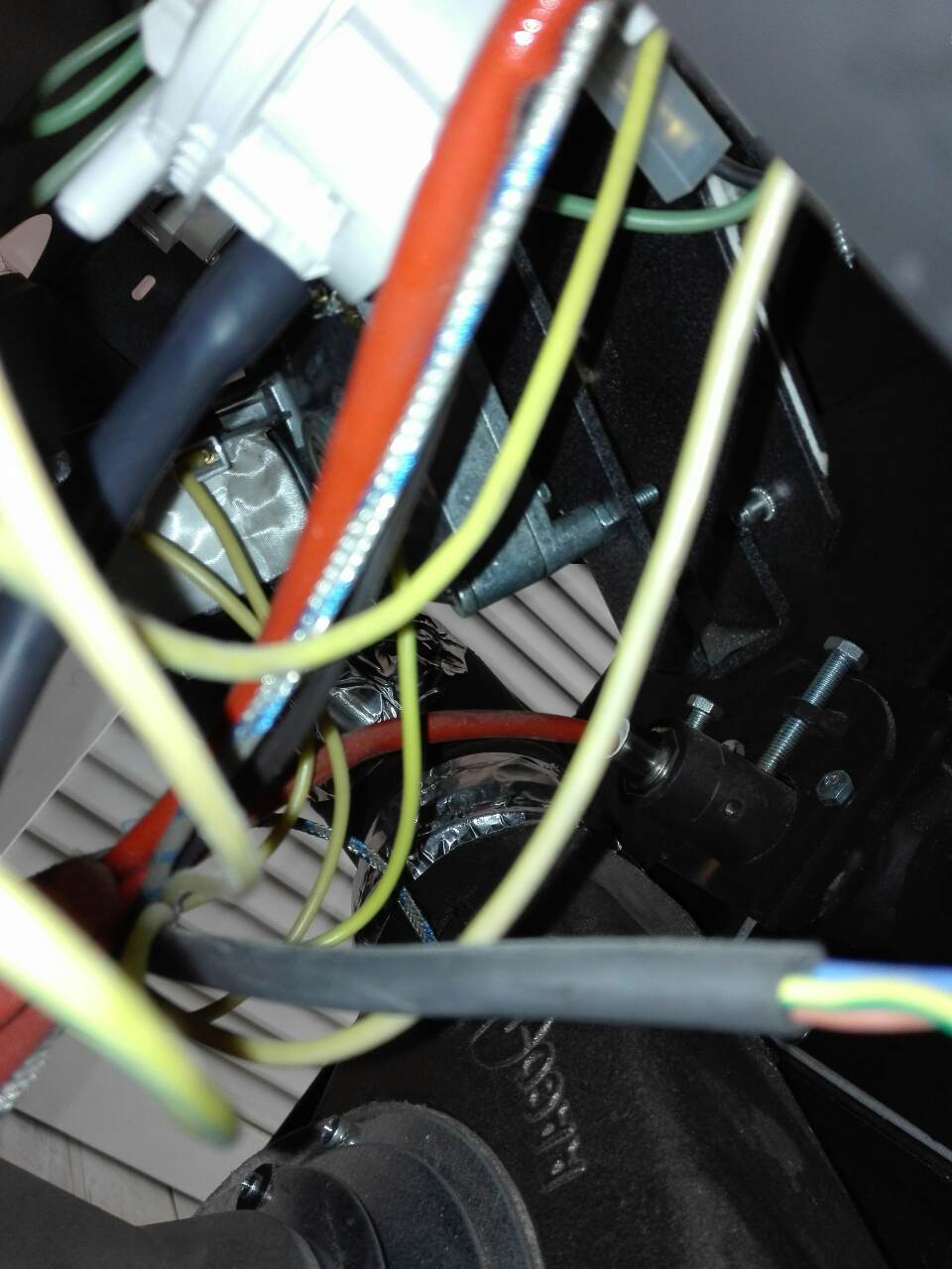 0-02-04-0056cc6c8c7ae78f17a1ad67a86a3bc244a6d6afd7c87a00ee5d8702141f857c_full.jpg