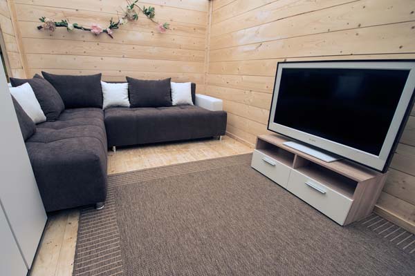 camping-caravan-for-rent-04.jpg