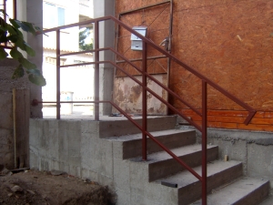 parapet.JPG