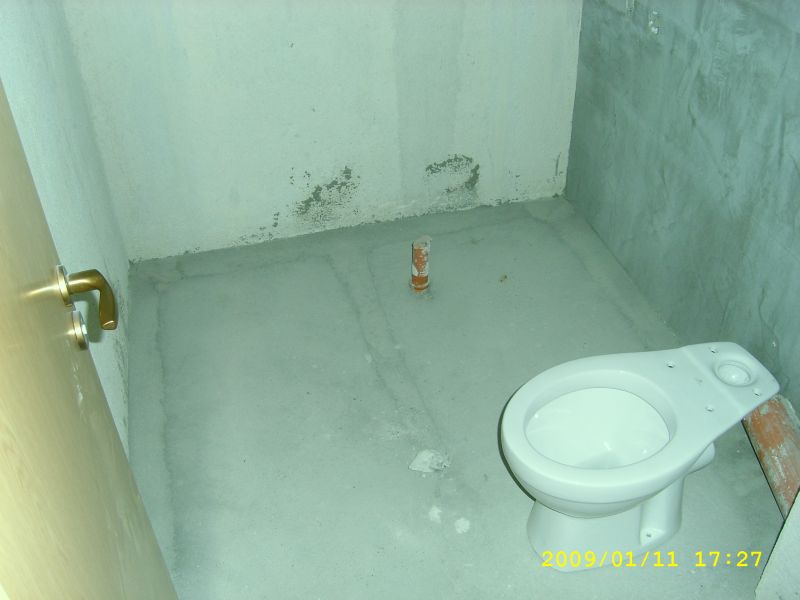 STP60988.jpg
