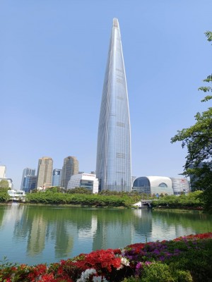 Lotte tower.jpg