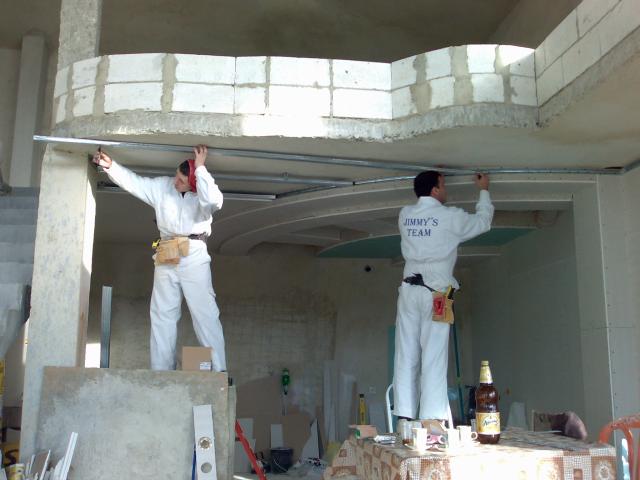 12022009258.jpg