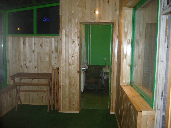L 002.jpg