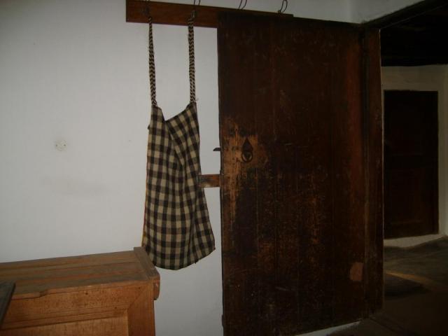 005034284.jpg