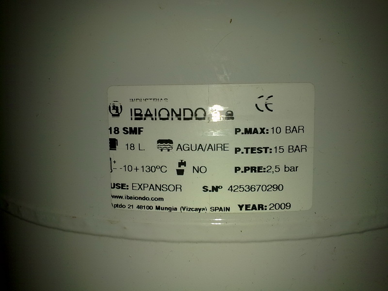 09042010319-1.jpg
