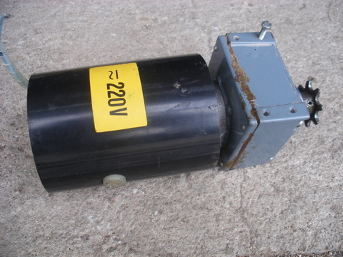 220V~+-1.JPG