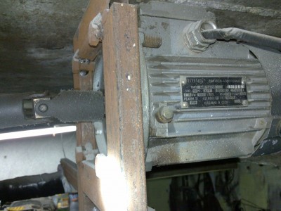 20022011228.jpg