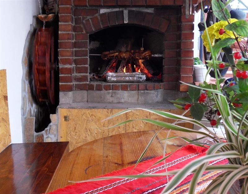 BBQ (Medium).JPG