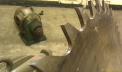 Sharpening circular discs (9).jpg