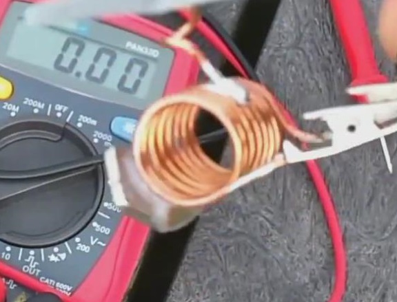 free energy generator - outside - filmed in one take[01-27-04].JPG