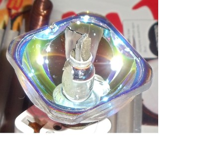 EPSON projector bulb mod hack with Sylvania MetalArc HSI-TD 150W _.jpg